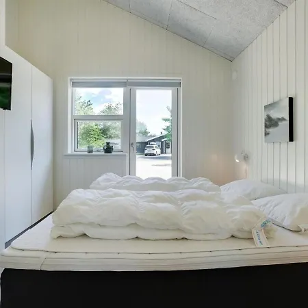 Holiday Amarie - 400m From The Sea In Western Jutland By Interhome Блаванн